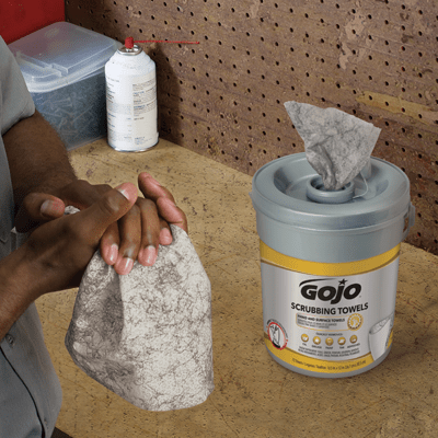 Gojo FAST WIPES Hand Cleaning Towels, Citrus, Wet Wipe Tool Box Pak, 8 oz,  1/CA